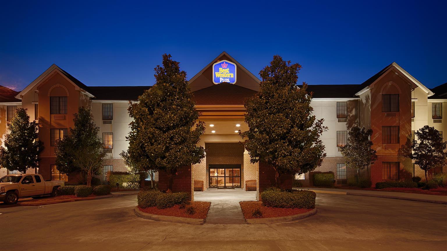 Best Western Plus Executive Hotel & Suites Sulphur Exterior foto